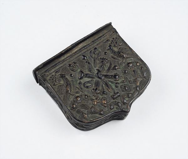 Shaped case