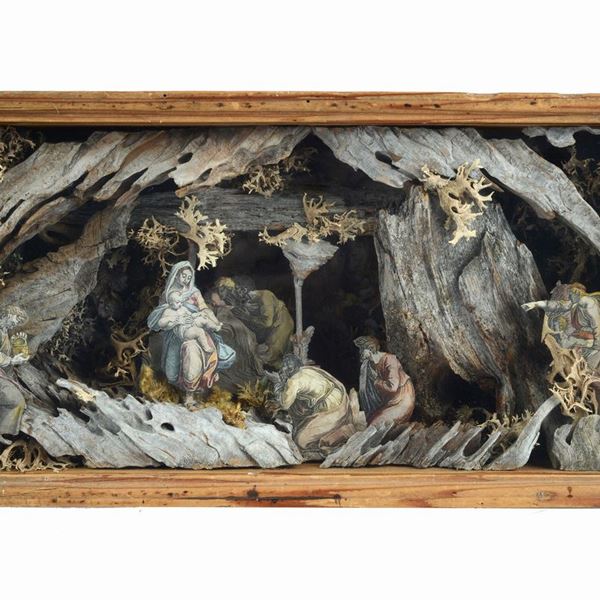 Wooden case with Nativity scene