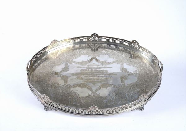 Oval tray