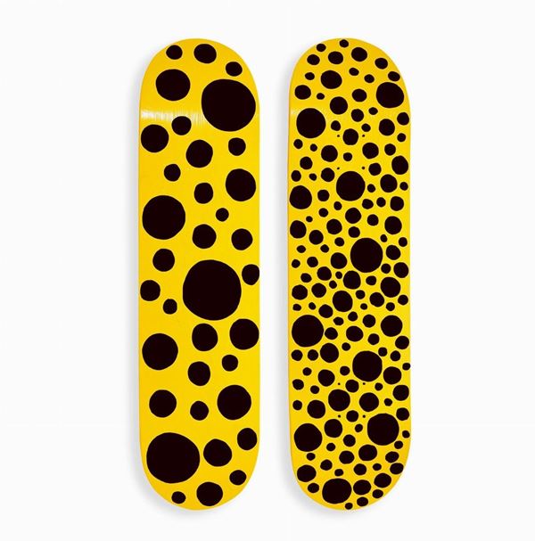 Yaoi Kusama : RED DOTS SKATEBOARDS  (2018)  - Skateboard screen print - Auction MODERN AND CONTEMPORARY ART - Galleria Pananti Casa d'Aste