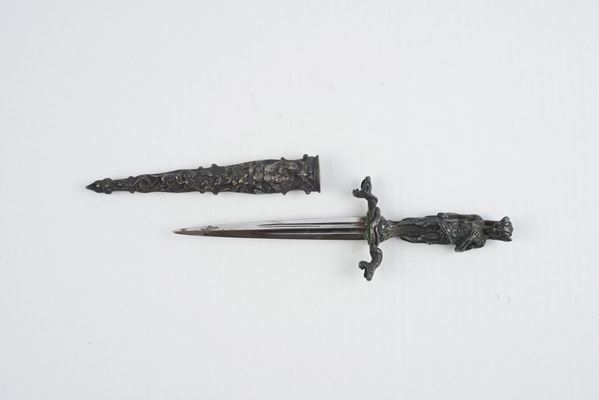 Particular esoteric dagger