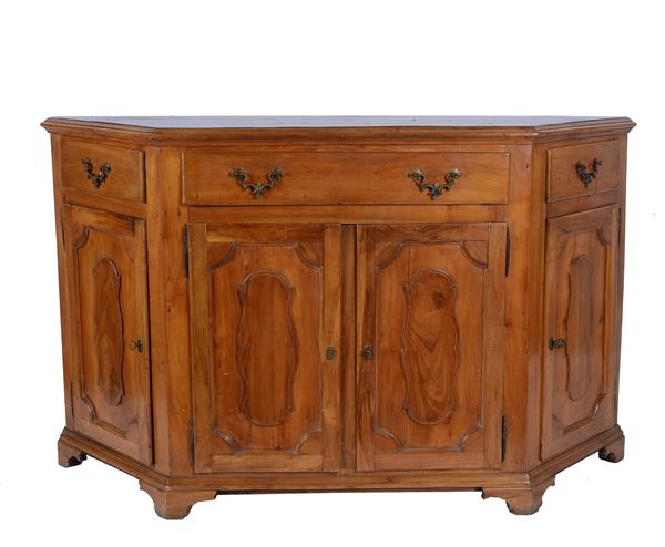 Rounded sideboard