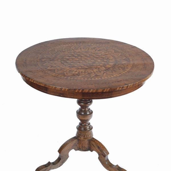 Sorrento table