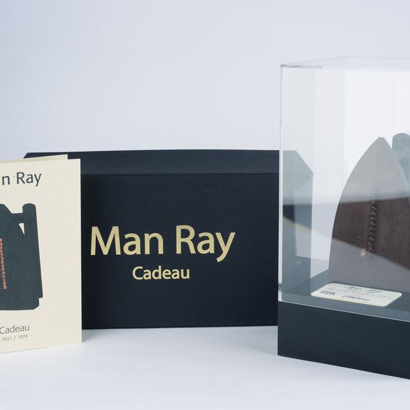 Man Ray - Cadeau