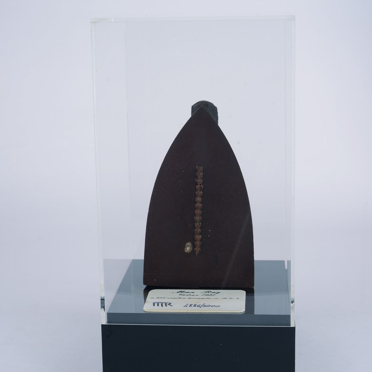 Man Ray - Cadeau