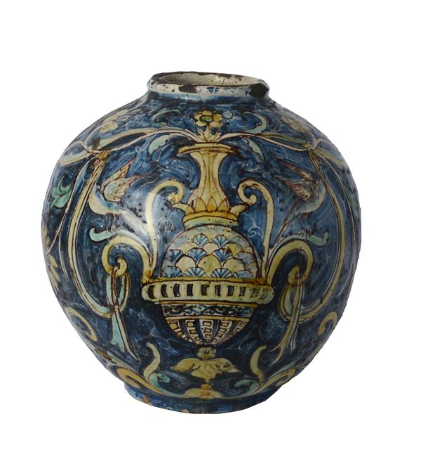 Boccia in maiolica policroma