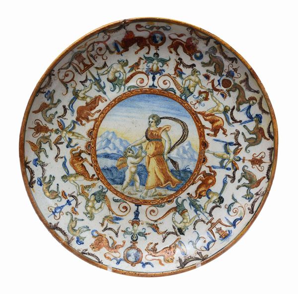 Piatto in maiolica