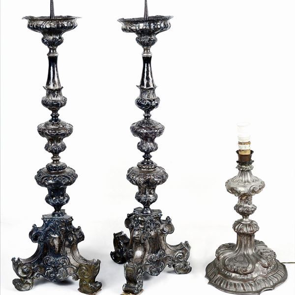 Coppia di torcere e base in metallo  - Auction ANTIQUES - Galleria Pananti Casa d'Aste
