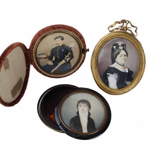 Scuola Europea, XIX sec. : Tre miniature  - Auction ANTIQUES - Galleria Pananti Casa d'Aste