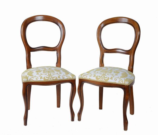 Thirteen chairs