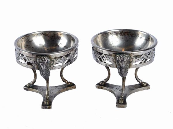 Coppia di saliere in argento