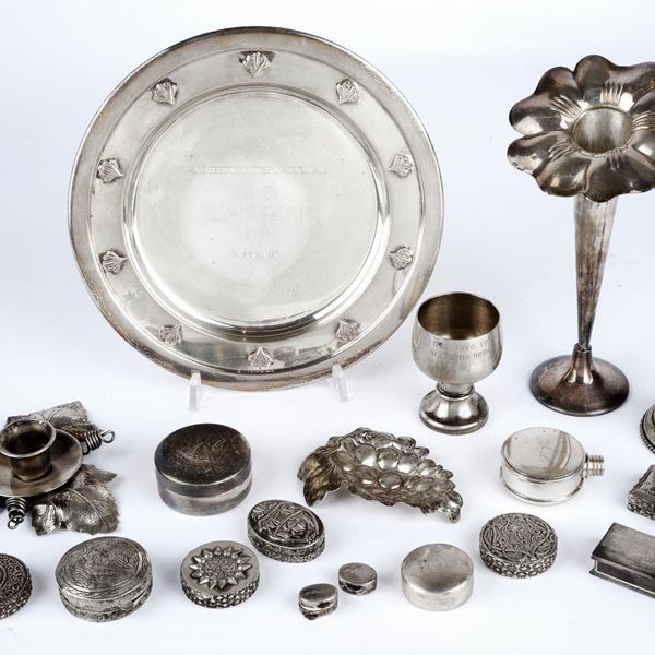 Lotto di ninnoli   - Auction ANTIQUES, SILVER - Galleria Pananti Casa d'Aste