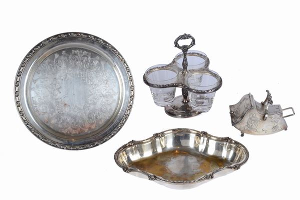 Lotto di accessori per la tavola