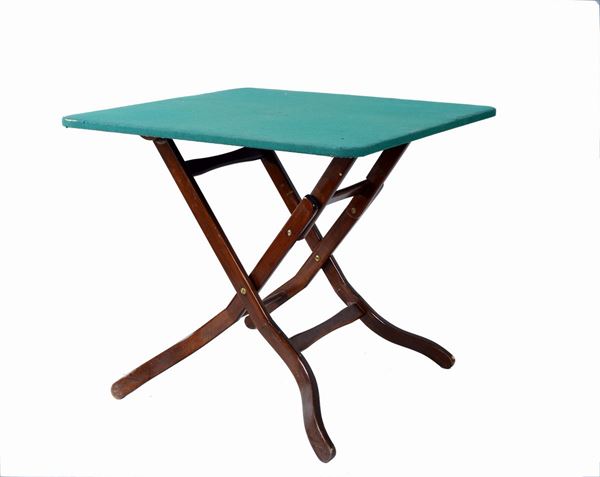 Tavolino da gioco