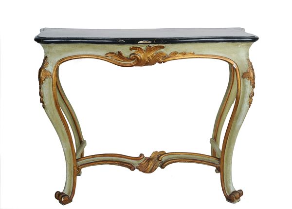 Piccola consolle  - Asta ANTIQUARIATO - Galleria Pananti Casa d'Aste