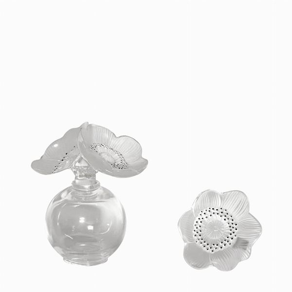Bottiglia porta profumo e soprammobile   - Asta ANTIQUARIATO, ARGENTI E OGGETTI D'ARTE - Galleria Pananti Casa d'Aste