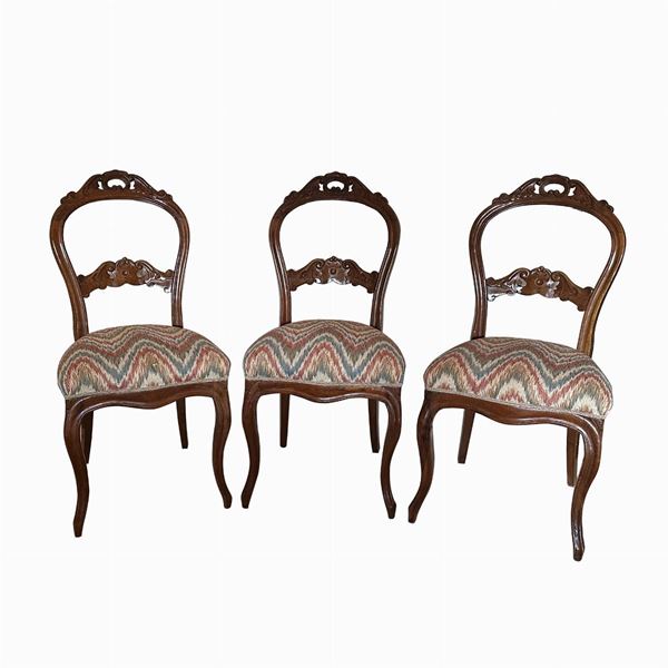 Serie di tre sedie