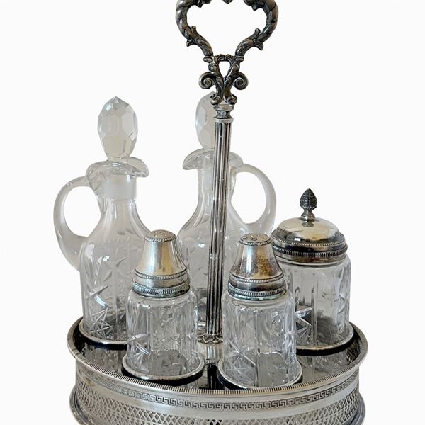 Cruet