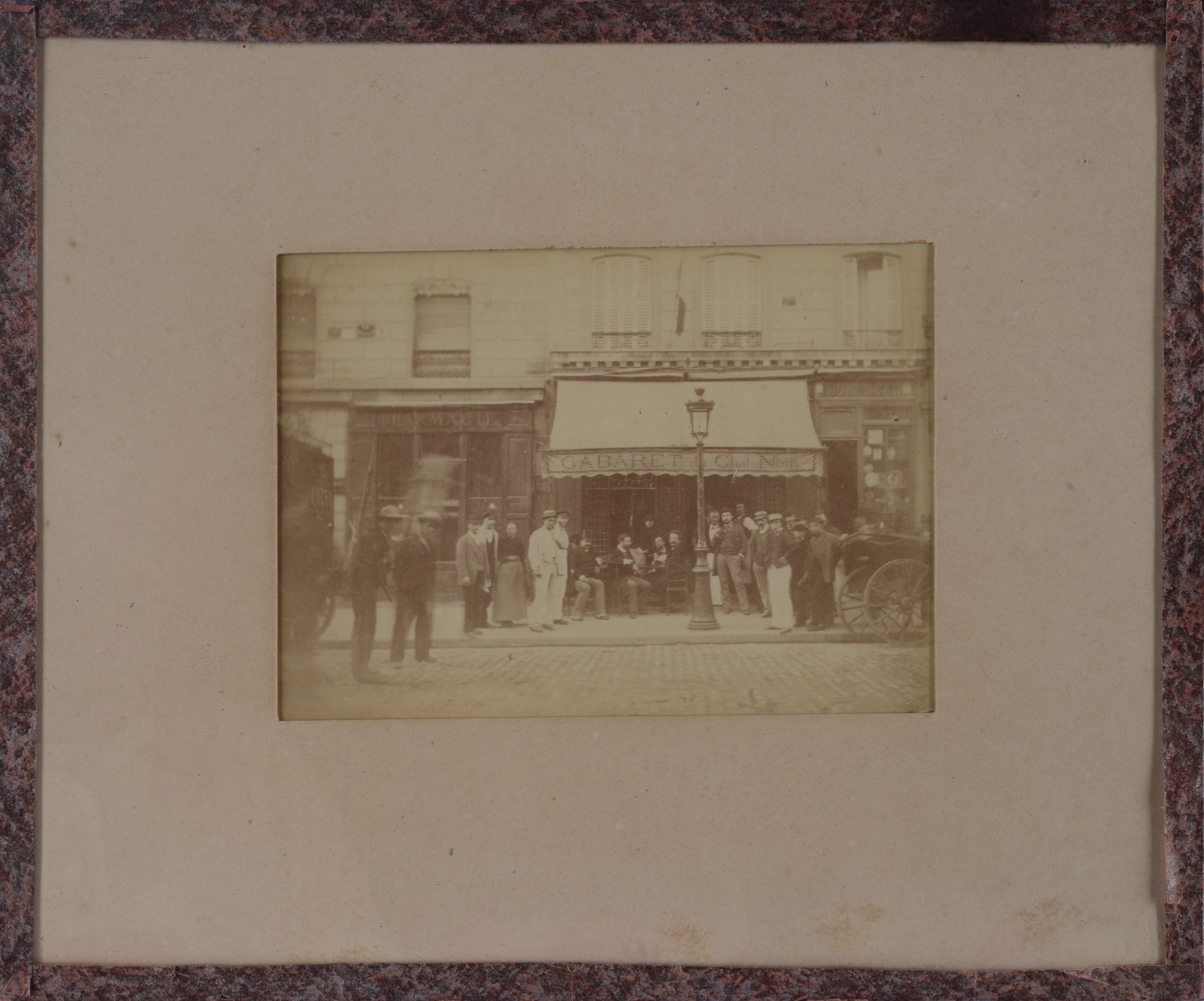 Vue de la terrasse du Cabaret le Chat Noir de Jean Salis