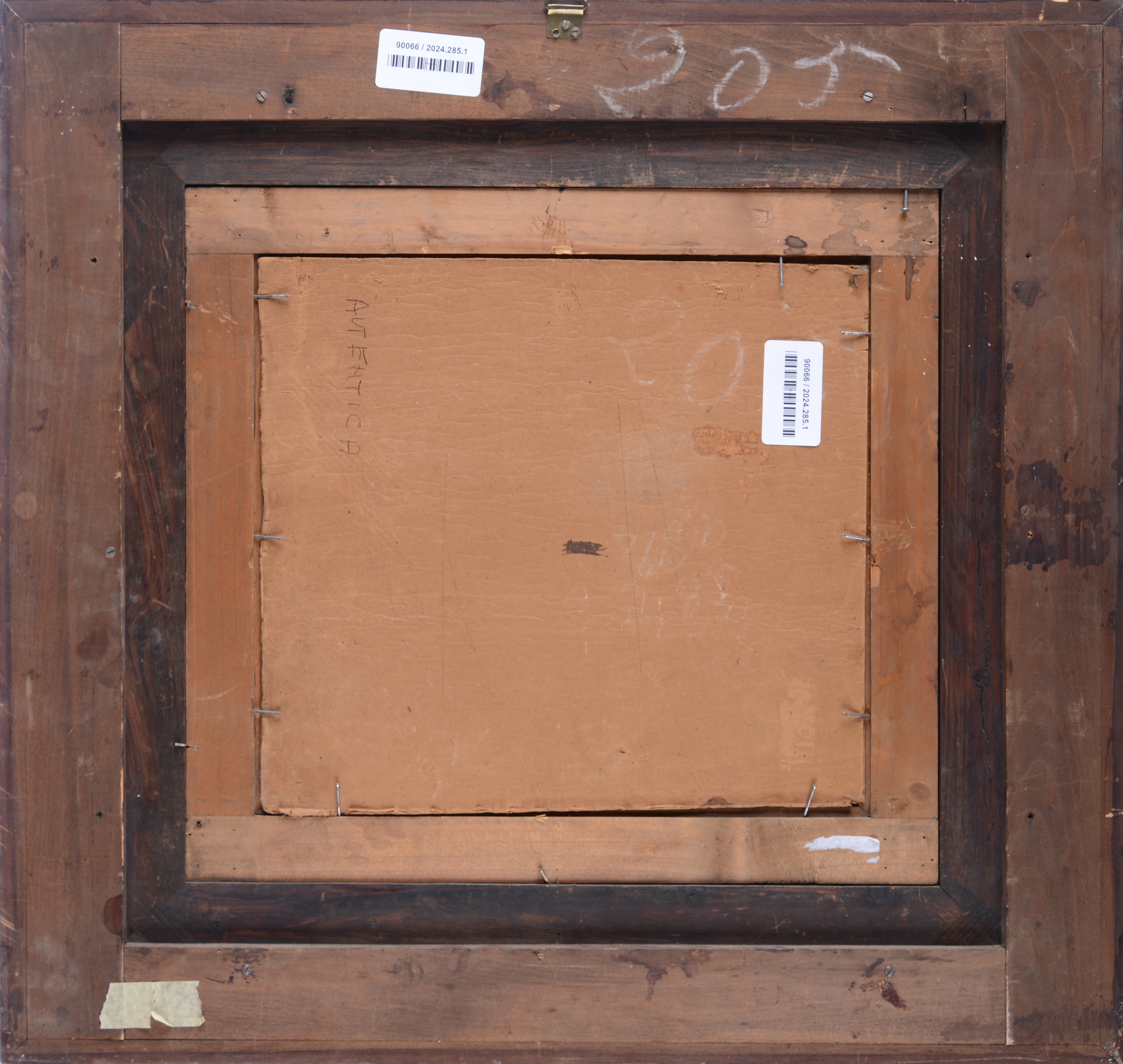 Bambini nella stalla