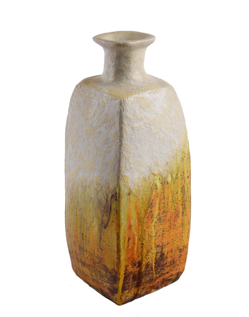 Vaso su base quadrata in ceramica