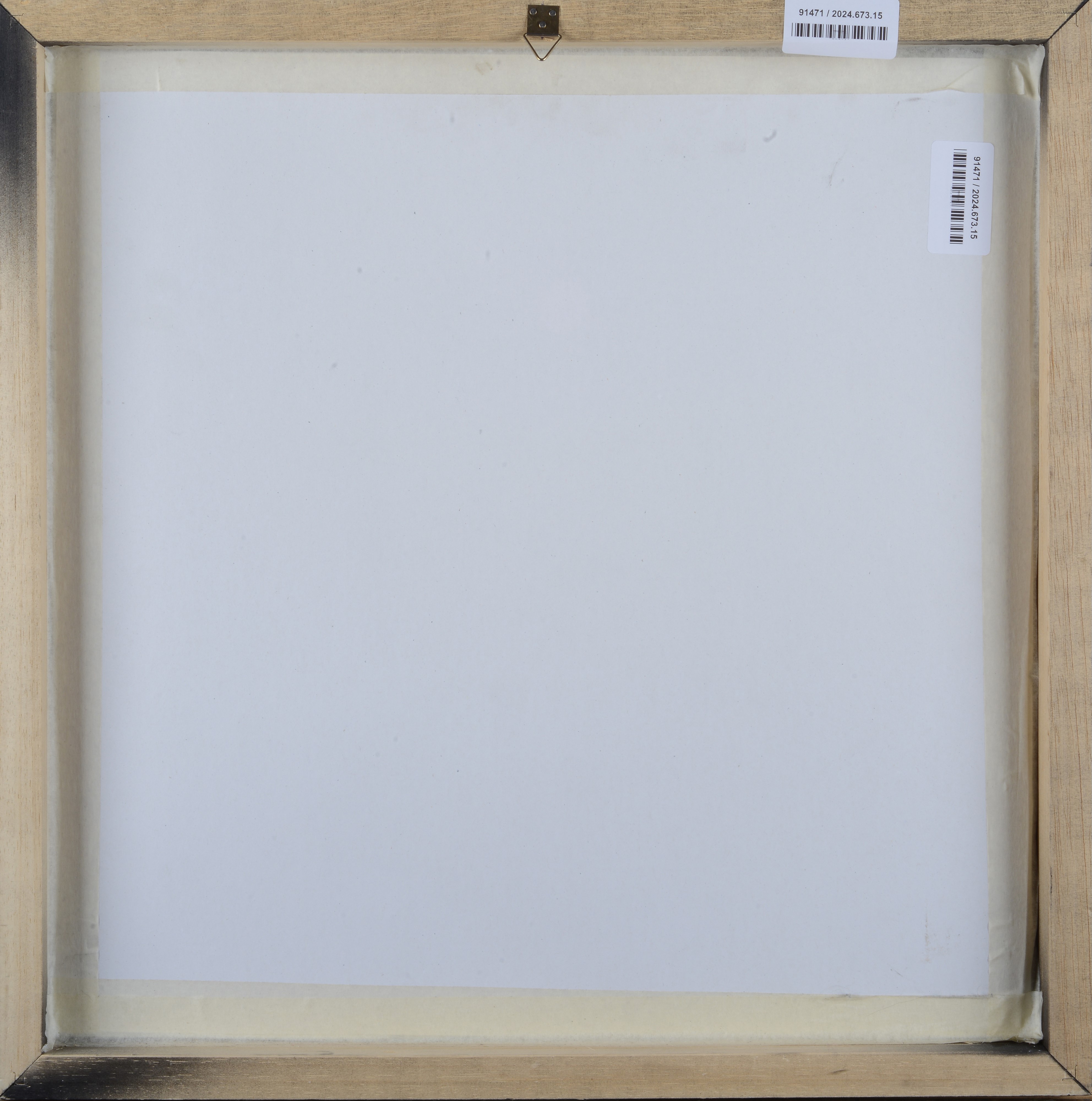 Dessin de Feu sur table rouge