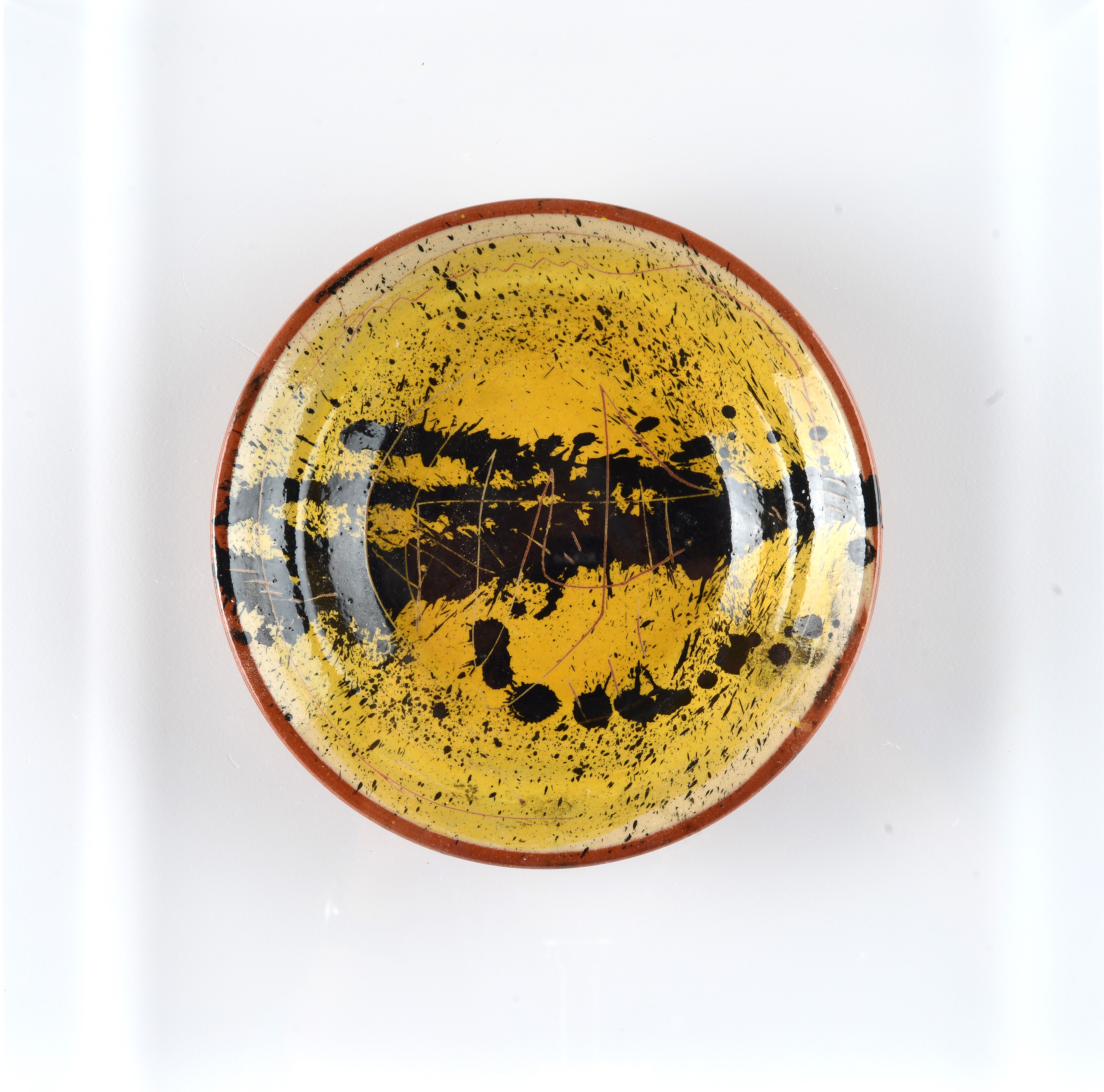 Lucio Fontana - Concetto Spaziale, ceramica colorata
