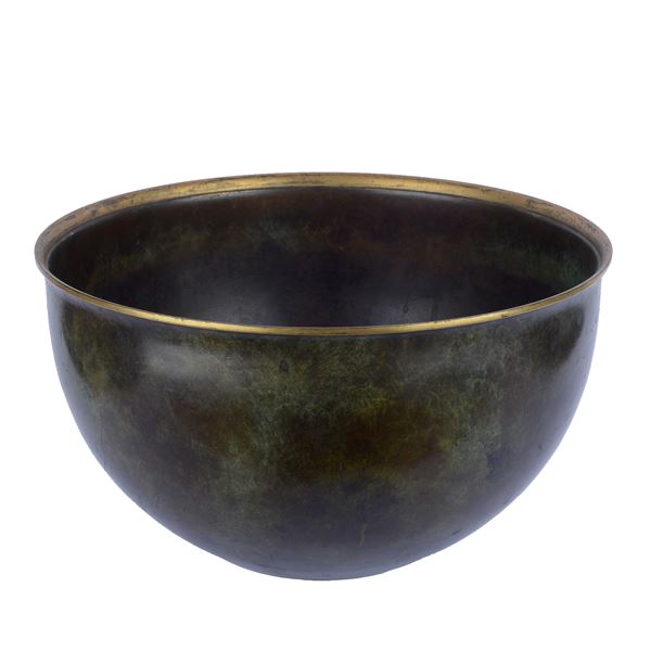 Modernist bowl