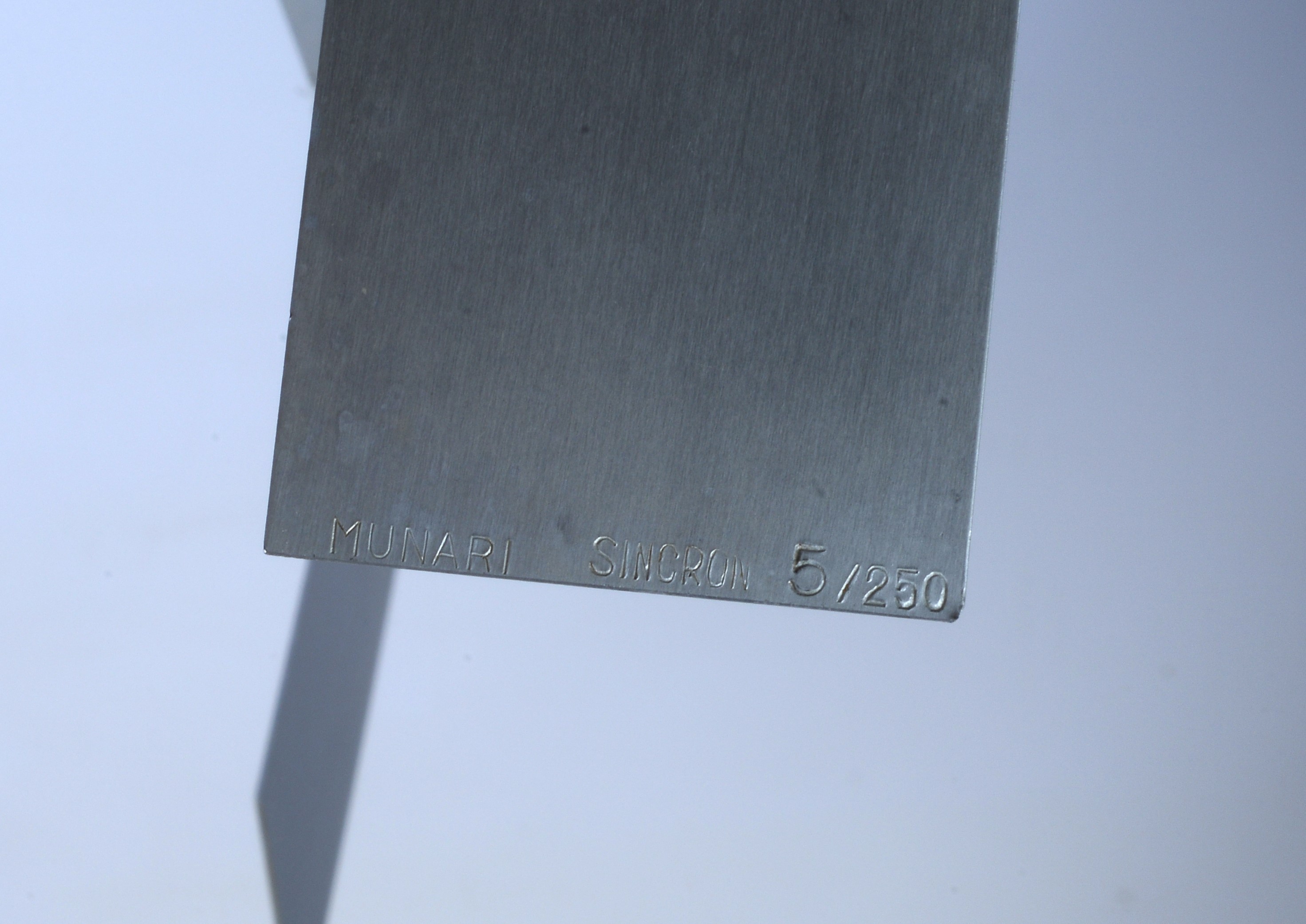 Bruno Munari - Macchina inutile, alluminio e nylon, cm 45x80, ed. 5/250, 1956/1970